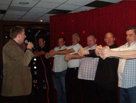 Stage hypnosis pictures by Stage Hypnotist Kris Anthony | HypnoticShow.co.uk