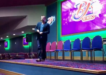 Stage hypnosis pictures by Stage Hypnotist Kris Anthony | HypnoticShow.co.uk