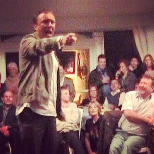 Stage Hypnotist Kris Anthony | HypnoticShow.co.uk
